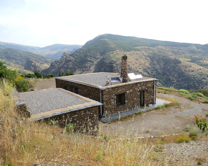 Image No.13-3 Bed Property for sale