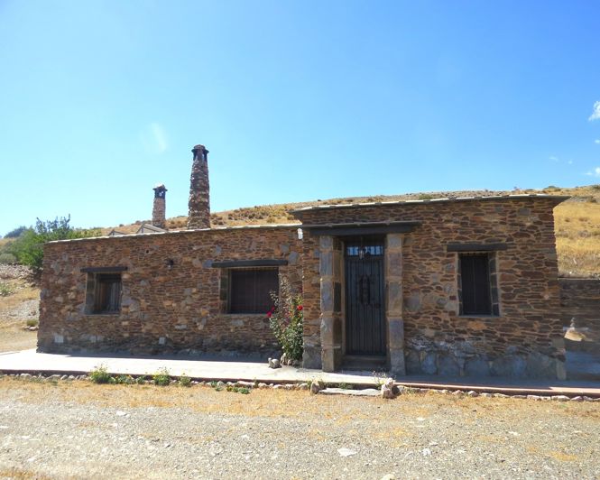 Image No.4-3 Bed Property for sale