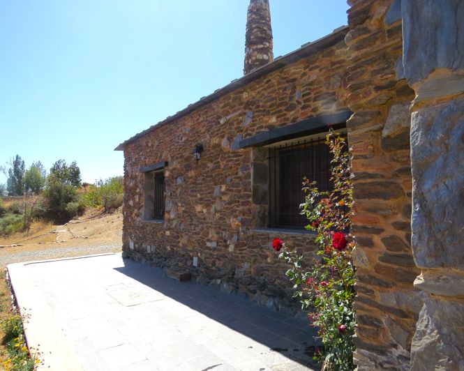 Image No.9-3 Bed Property for sale