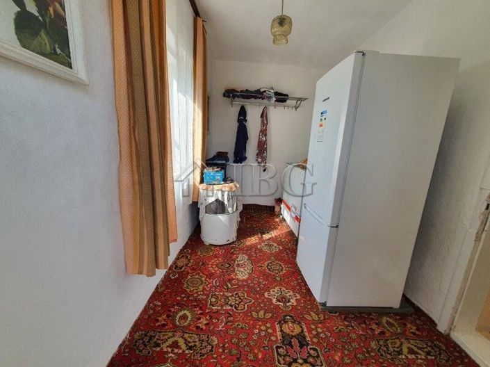 Image No.13-Maison de 2 chambres à vendre à General Toshevo