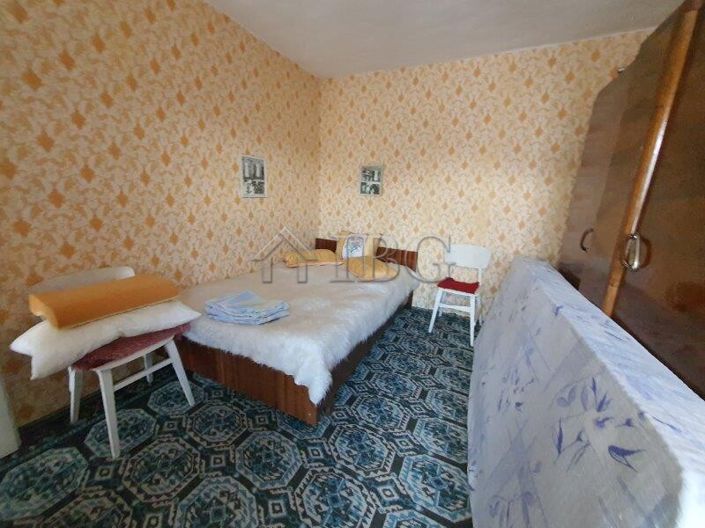 Image No.6-Maison de 2 chambres à vendre à General Toshevo