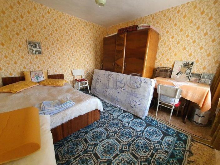 Image No.7-Maison de 2 chambres à vendre à General Toshevo