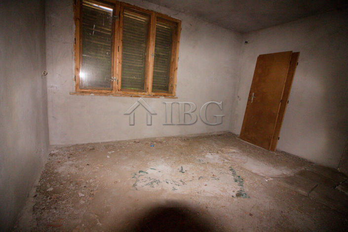 Image No.15-3 Bed House for sale