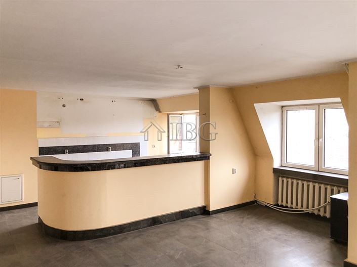 Image No.7-4 Bed Maisonette for sale