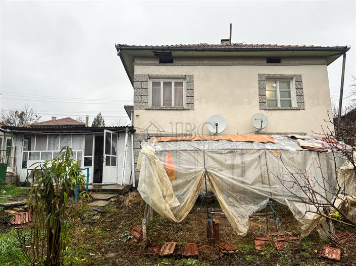 Image No.30-Maison de 4 chambres à vendre à Borovo