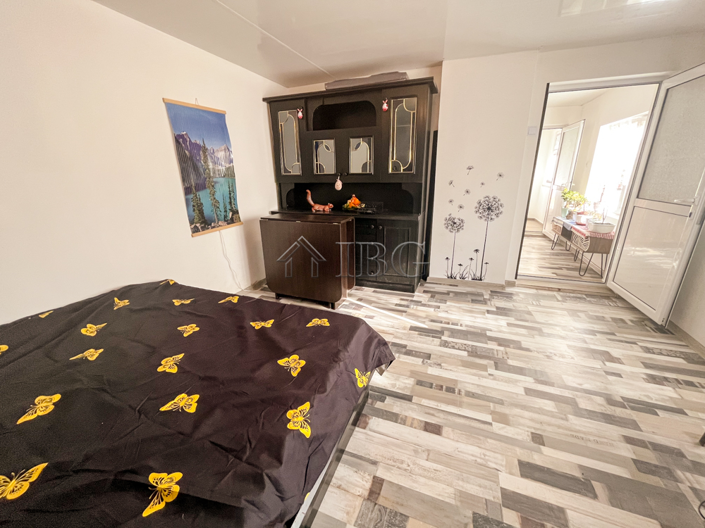 Image No.15-Maison de 7 chambres à vendre à Kubrat