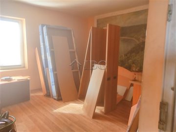 16793063672-bedroom-house-between-balchik-and