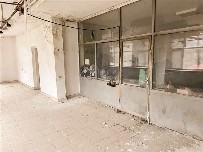 Image No.5-3 Bed Property for sale