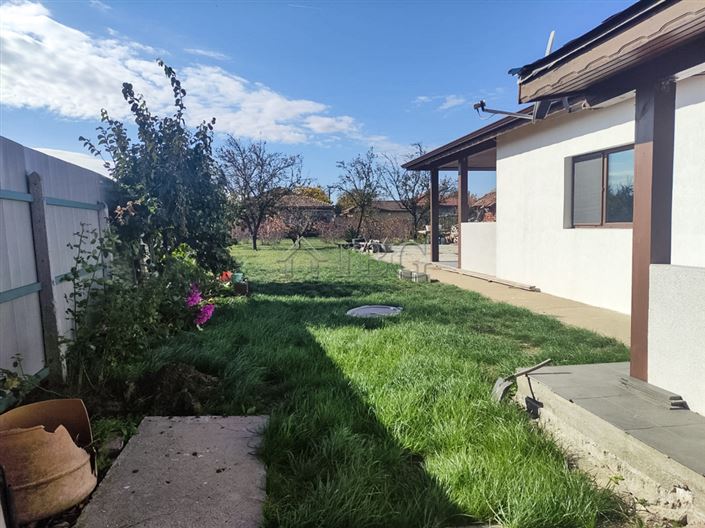 Image No.6-2 Bed House for sale