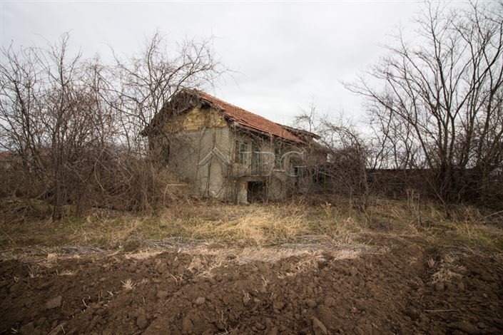 Image No.2-Maison de 3 chambres à vendre à Bulgarie