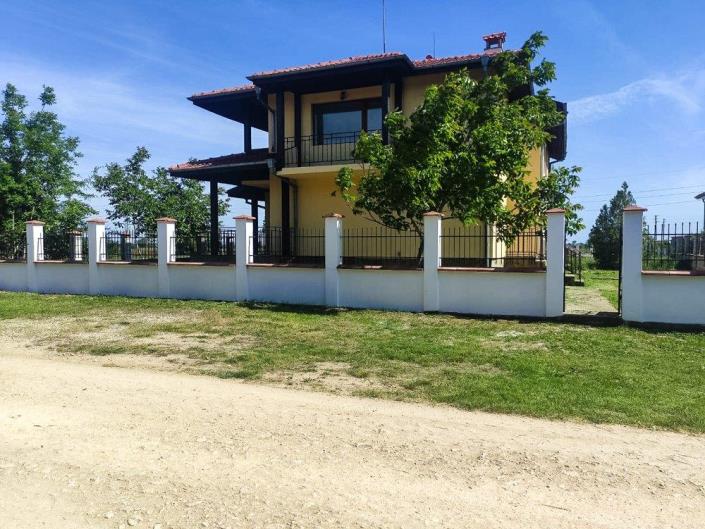 Image No.28-4 Bed House for sale