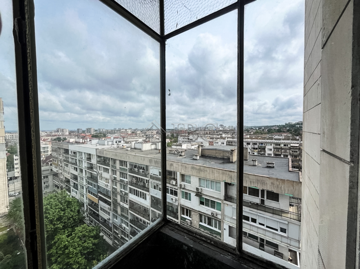 Image No.14-3 Bed Apartment for sale