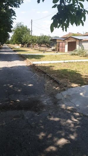 Image No.5-Maison de 2 chambres à vendre à Levski