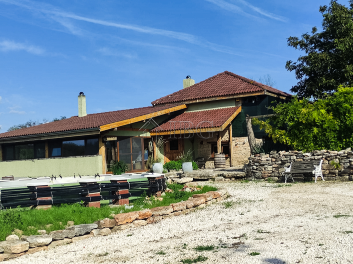 Image No.6-Maison de 3 chambres à vendre à General Toshevo