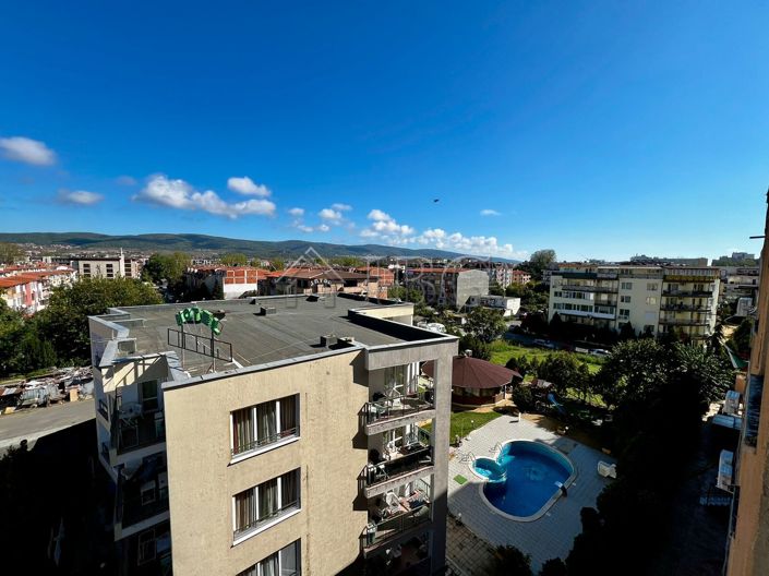 Image No.2-Appartement de 2 chambres à vendre à Burgas