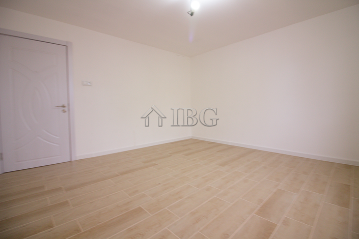 Image No.9-3 Bed House for sale