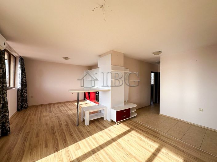 Image No.7-Appartement de 2 chambres à vendre à Burgas