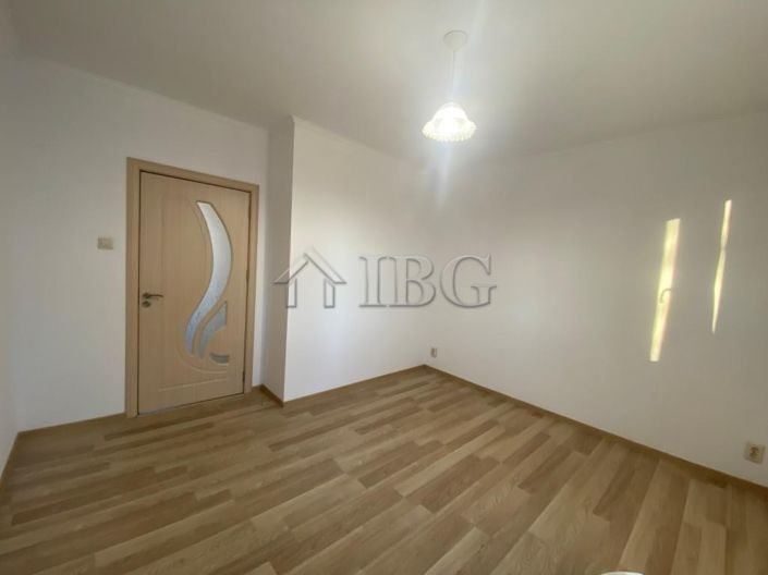 Image No.20-Maison de 2 chambres à vendre à Dobrich