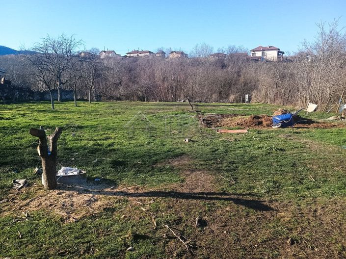 Image No.12-3 Bed House for sale