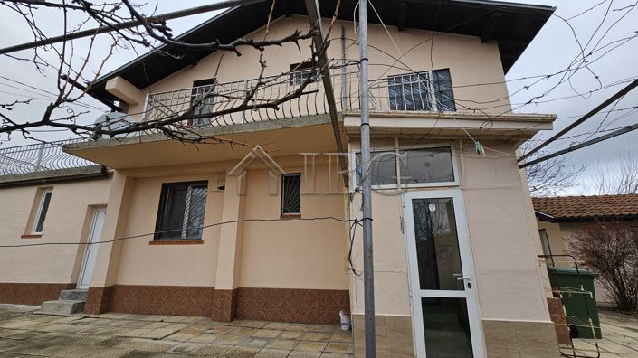 Image No.2-Maison de 3 chambres à vendre à Burgas