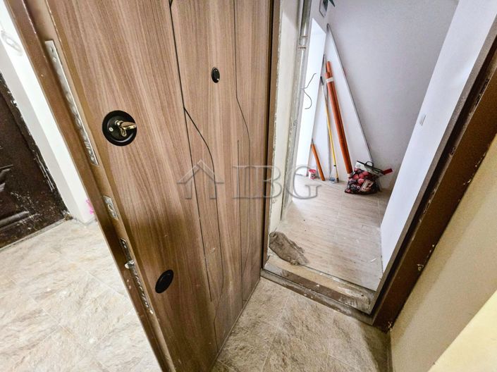 Image No.12-Apartment for sale