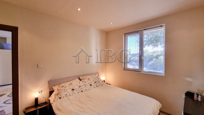 Image No.18-Maison de 4 chambres à vendre à Novo Panicharevo