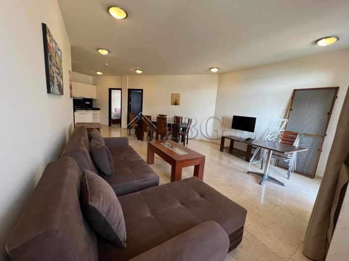 Image No.2-Appartement de 2 chambres à vendre à Burgas