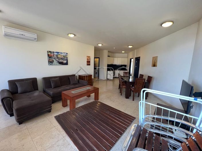 Image No.3-Appartement de 2 chambres à vendre à Burgas