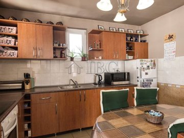 3-bed-house-with-pool-close-to-the-sea-26