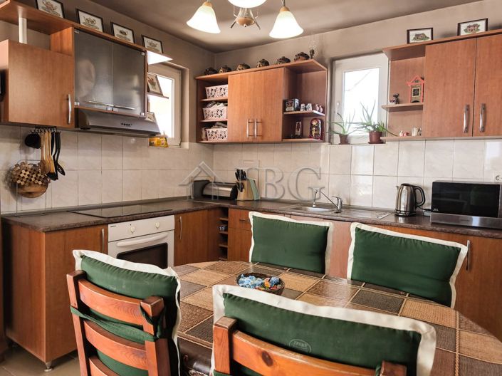 Image No.9-3 Bed House for sale