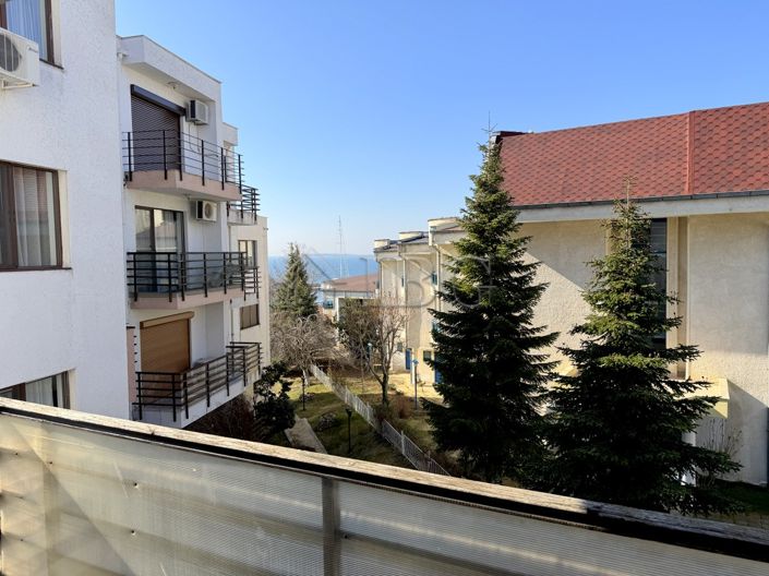 Image No.20-2 Bed Apartment for sale