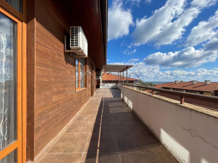 Image No.2-Appartement de 3 chambres à vendre à Burgas