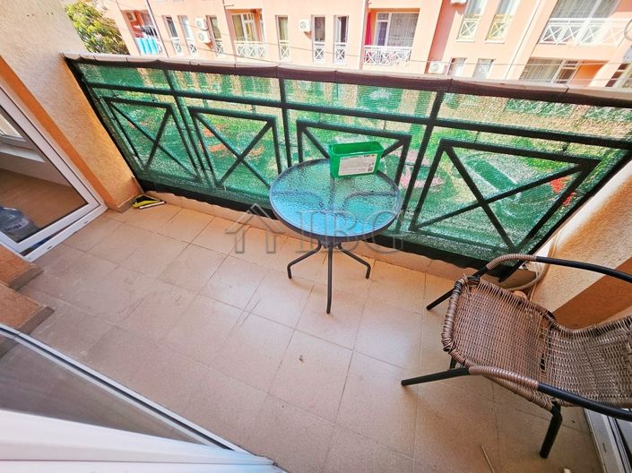 Image No.2-Appartement de 2 chambres à vendre à Burgas