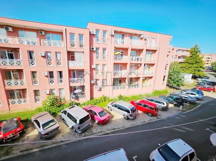 Image No.3-Appartement de 2 chambres à vendre à Burgas