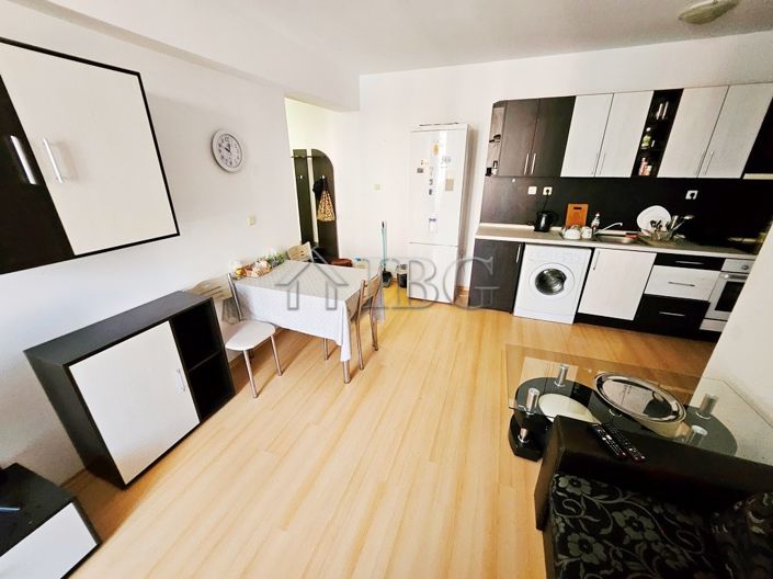 Image No.9-Appartement de 2 chambres à vendre à Burgas