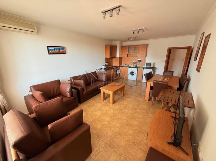 Image No.3-Appartement de 2 chambres à vendre à Burgas