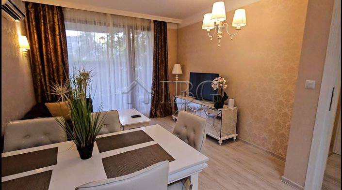 Image No.2-Appartement de 3 chambres à vendre à Burgas