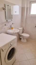 2-bedroom-house-next-to-the-sea-7