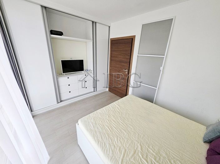 Image No.12-3 Bed Apartment for sale