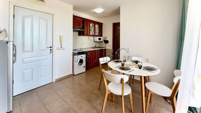 Image No.3-Appartement de 2 chambres à vendre à Burgas