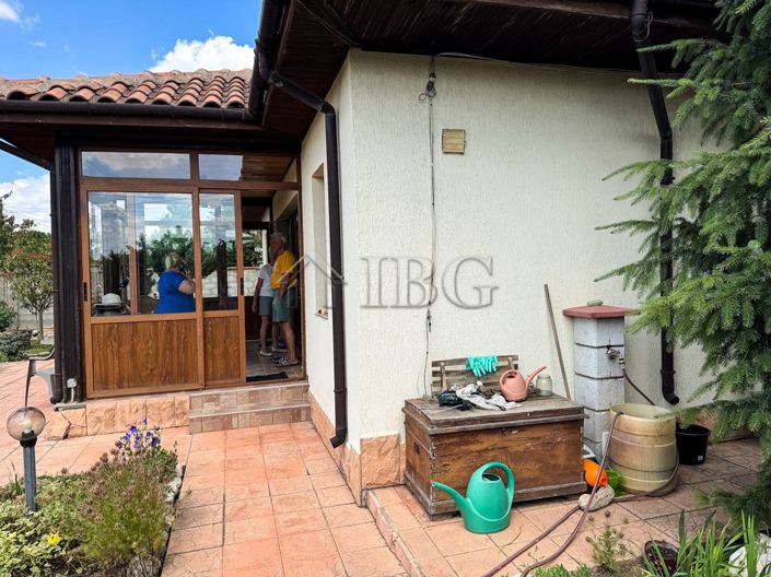 Image No.3-Maison de 3 chambres à vendre à Dobrich