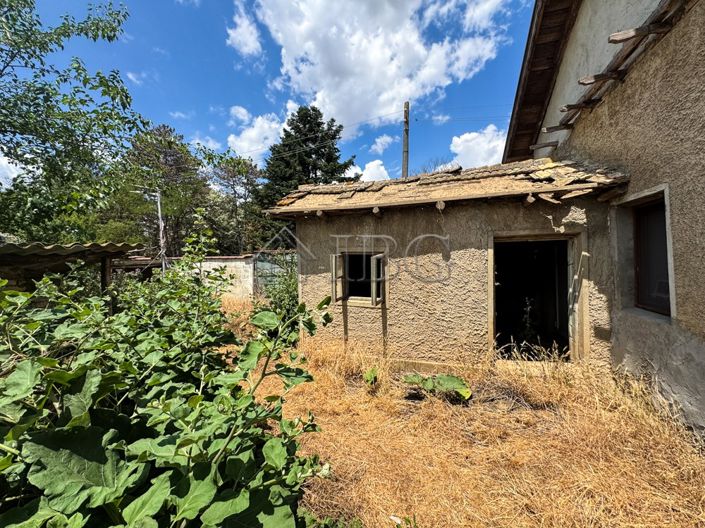 Image No.17-3 Bed House for sale