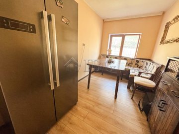 3-bed-house-big-garden-15-min-to-the-sea-11