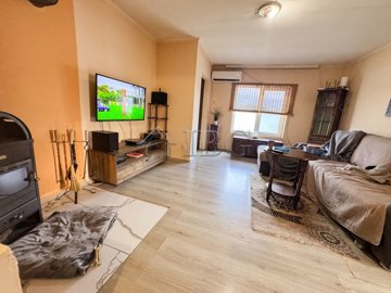 3-bed-house-big-garden-15-min-to-the-sea-31