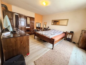 3-bed-house-big-garden-15-min-to-the-sea-39