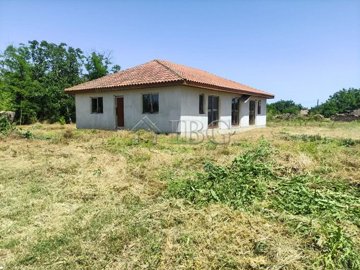 3-bedroom-new-built-house-near-balchik-and-th