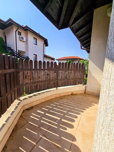 Image No.3-Appartement de 2 chambres à vendre à Burgas