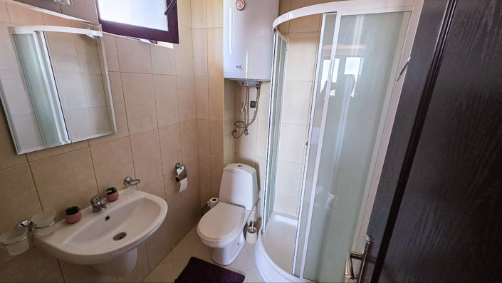 Image No.18-2 Bed Apartment for sale