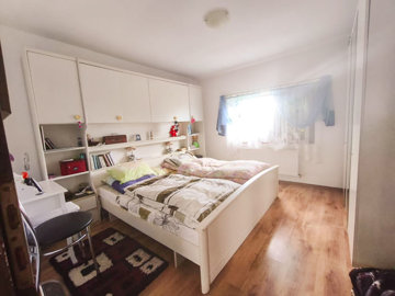 3-bedroom-renovated-house-near-dobrich-and-th