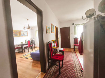 3-bedroom-renovated-house-near-dobrich-and-th